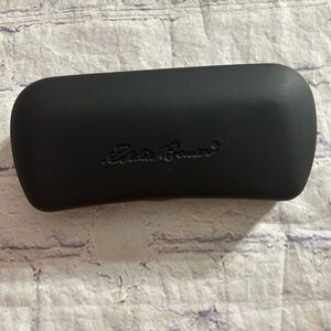 EDDIE BAUER BLACK HARDSHELL SNAP CLOSE LINED EYEGLASS CASE